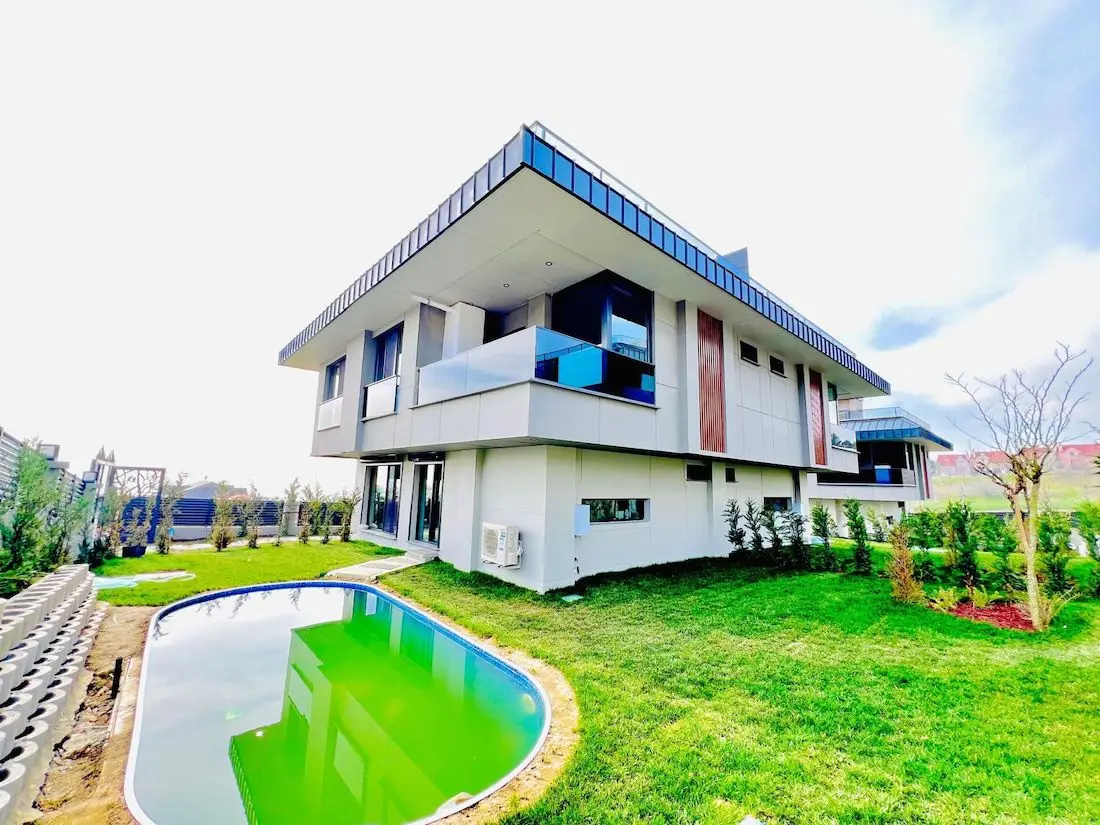 Home in Kumburgaz